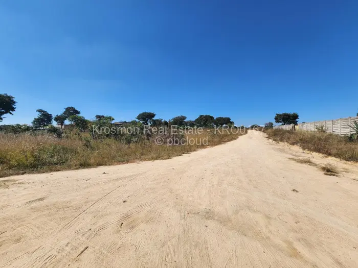 Industrial Stand for Sale in Marondera, Marondera
