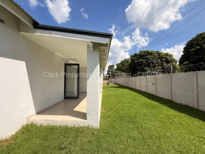 Townhouse/Cluster to Rent in Mount Pleasant, Harare