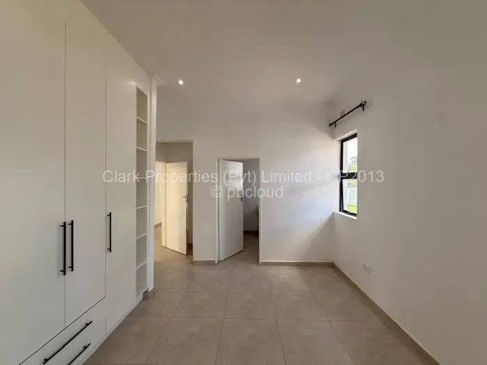 Townhouse/Cluster to Rent in Mount Pleasant, Harare