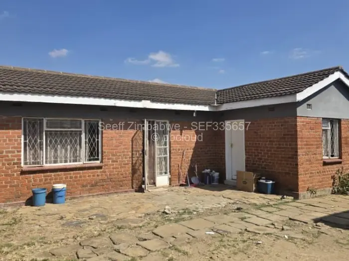 5 Bedroom House for Sale in Highlands, Harare