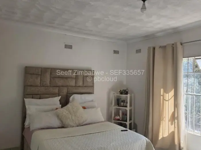 5 Bedroom House for Sale in Highlands, Harare