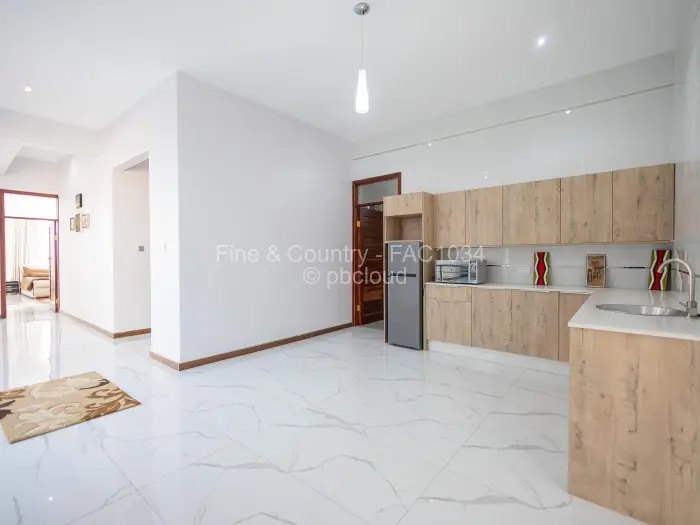 5 Bedroom House for Sale in Umwinsidale, Harare