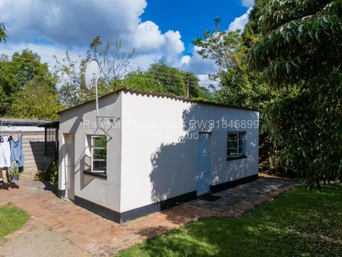 4 Bedroom House for Sale in Bluff Hill, Harare