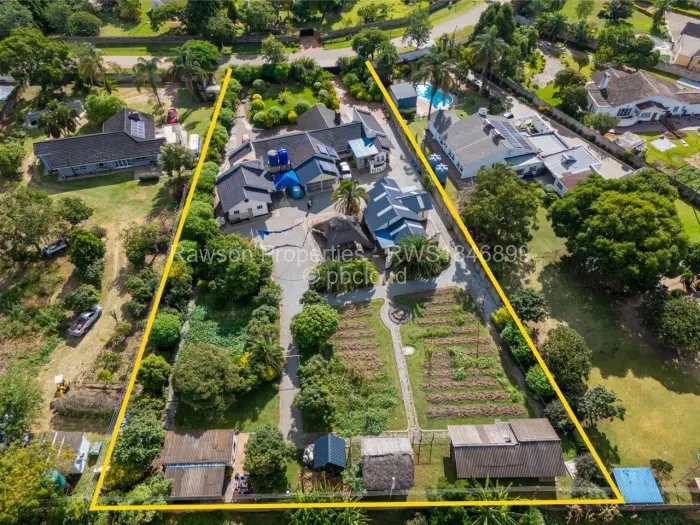 4 Bedroom House for Sale in Bluff Hill, Harare