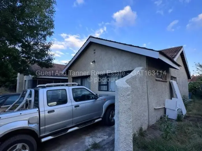 7 Bedroom House for Sale in Waterfalls, Harare