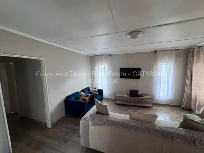 7 Bedroom House for Sale in Waterfalls, Harare