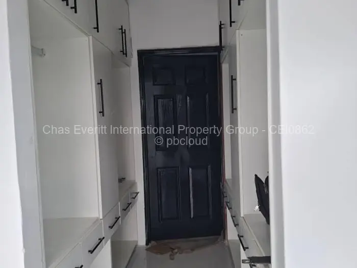 Townhouse/Cluster for Sale in Hatfield, Harare