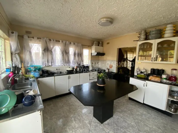 5 Bedroom House for Sale in Tynwald, Harare