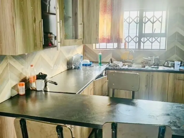 8 Bedroom House for Sale in Gweru CBD, Gweru