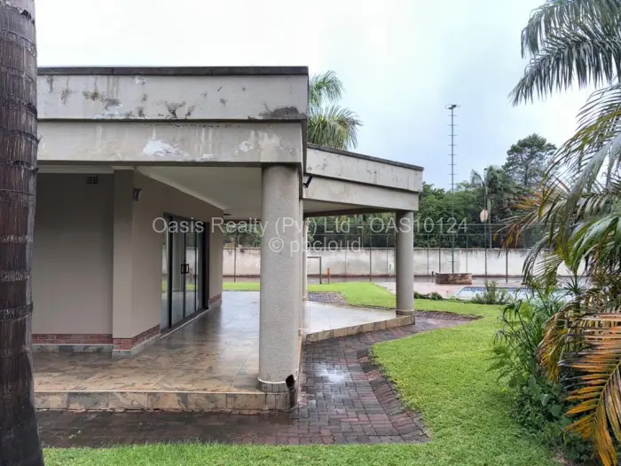 4 Bedroom House for Sale in Borrowdale, Harare