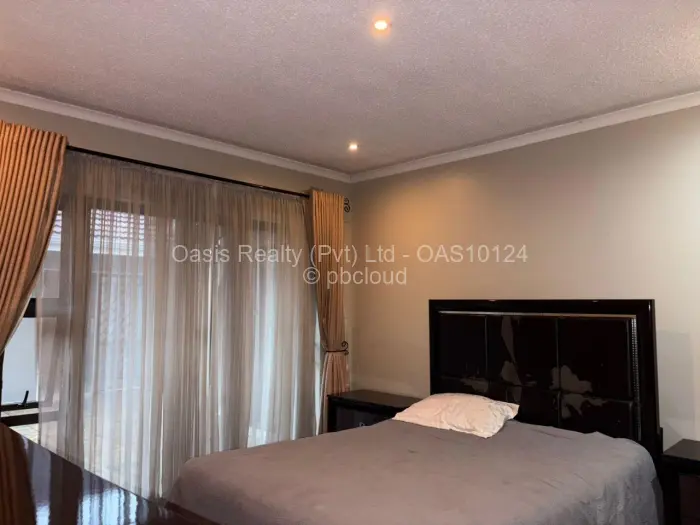 4 Bedroom House for Sale in Borrowdale, Harare