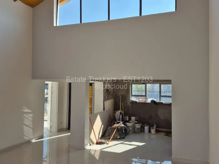 Townhouse/Cluster for Sale in Arlington, Harare