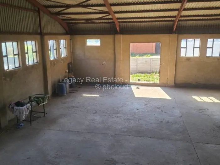 Warehouse/Industrial for Sale in Chitungwiza, Chitungwiza
