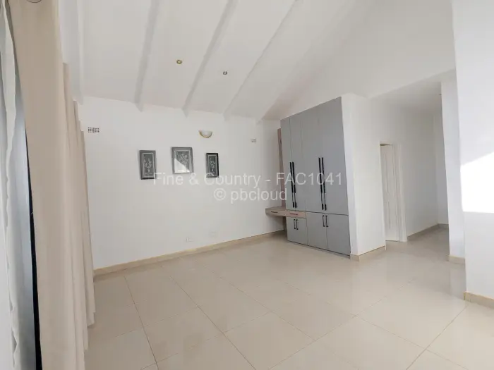 4 Bedroom House to Rent in Greendale