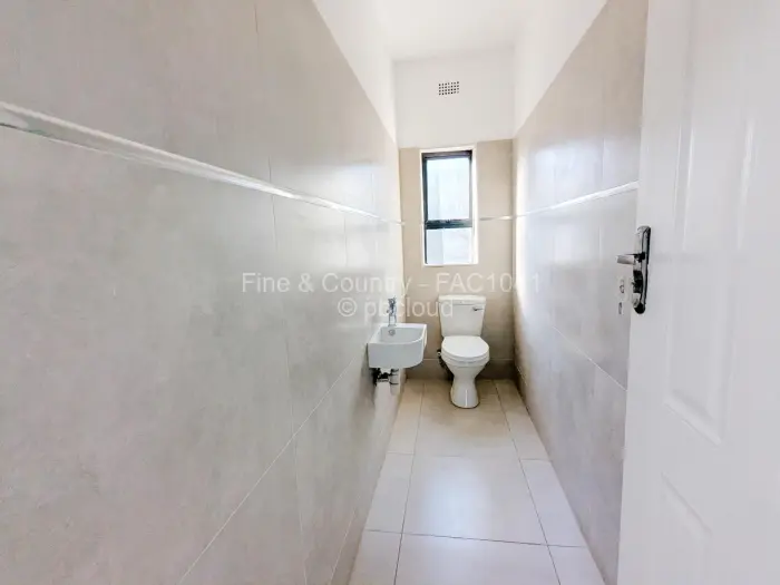 4 Bedroom House to Rent in Greendale