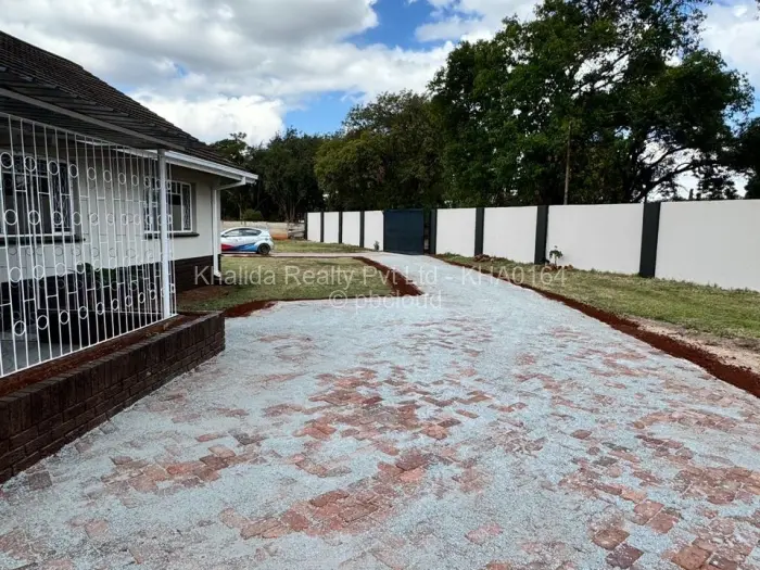 Other Commercial to Rent in Eastlea