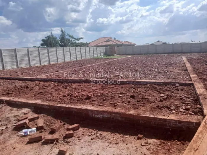Residential Stand for Sale in Norton, Norton
