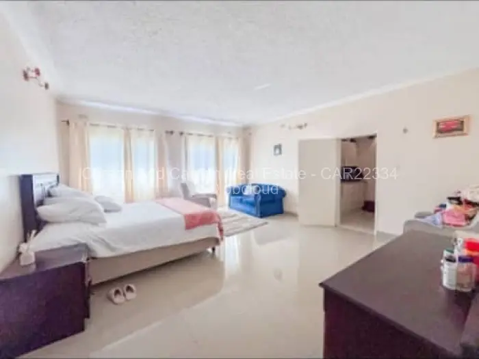 7 Bedroom House to Rent in Greystone Park