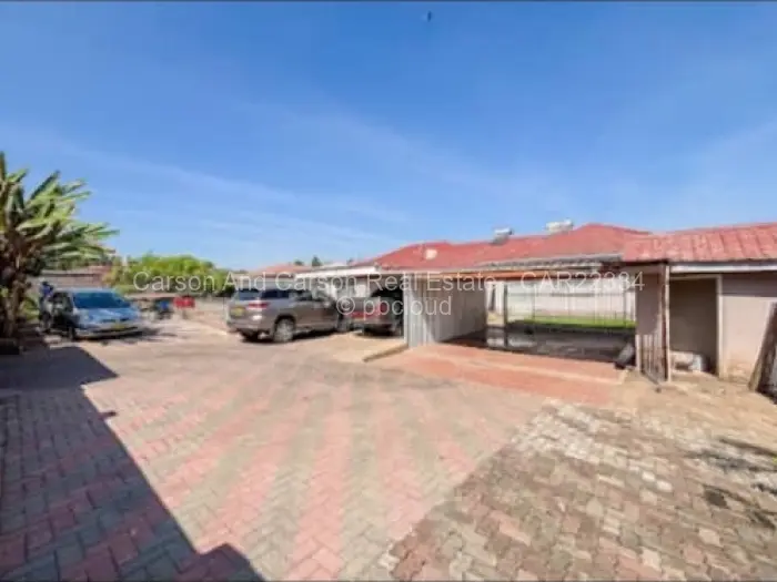 7 Bedroom House to Rent in Greystone Park