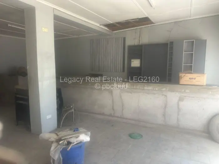 Retail/Shop to Rent in Hatfield