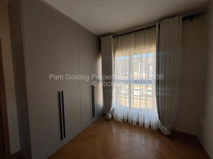 Flat/Apartment to Rent in Glen Lorne