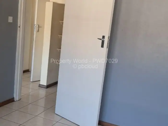 Flat/Apartment to Rent in Avenues