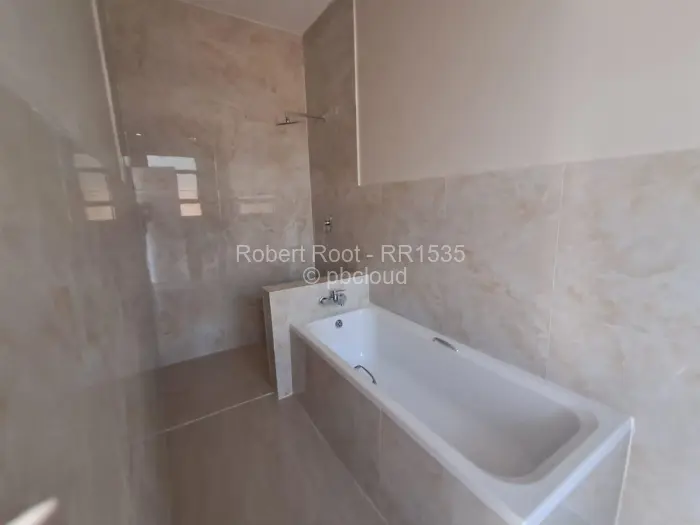 Townhouse/Cluster to Rent in Marlborough