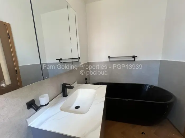 Flat/Apartment to Rent in Glen Lorne