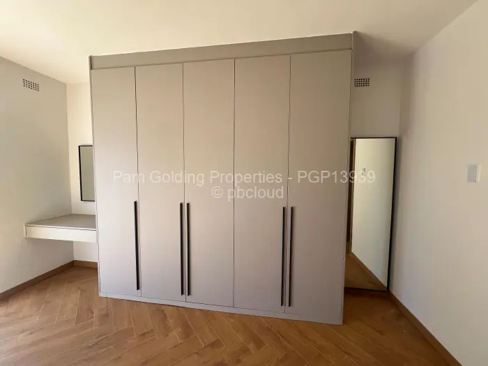Flat/Apartment to Rent in Glen Lorne