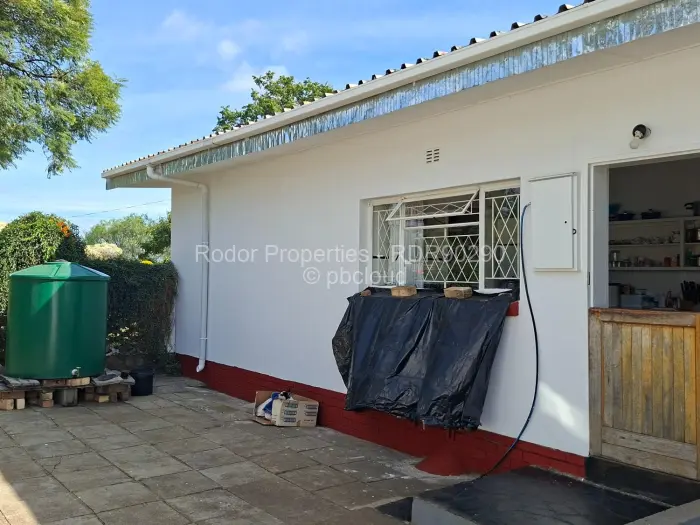 3 Bedroom House for Sale in Killarney, Bulawayo