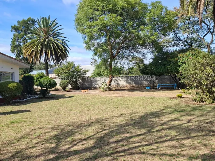 3 Bedroom House for Sale in Killarney, Bulawayo