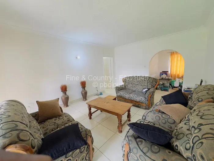 3 Bedroom House to Rent in Greendale
