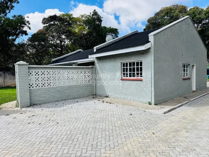 3 Bedroom House to Rent in Greendale