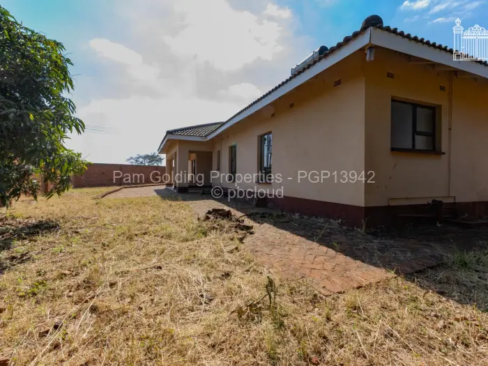 4 Bedroom House for Sale in Westgate, Harare