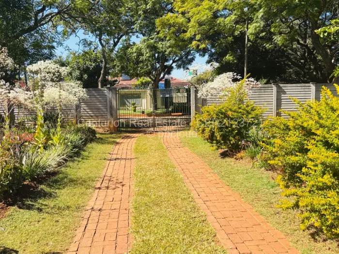 2 Bedroom House to Rent in Eastlea