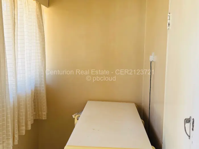 2 Bedroom House to Rent in Eastlea