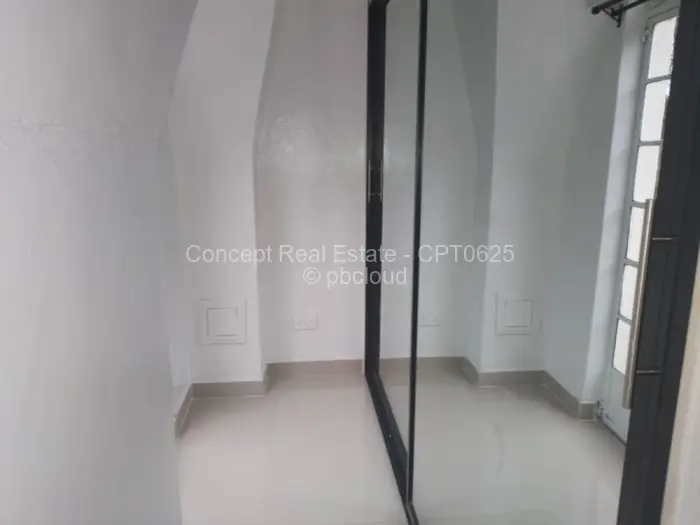 3 Bedroom Cottage/Garden Flat to Rent in Newlands