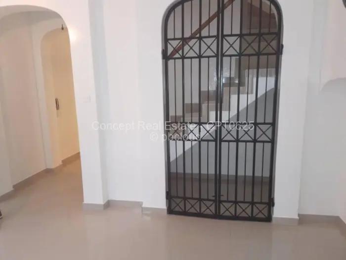 3 Bedroom Cottage/Garden Flat to Rent in Newlands