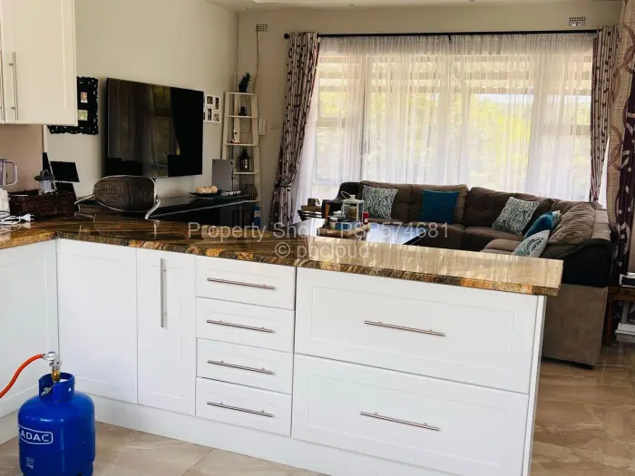 3 Bedroom Cottage/Garden Flat to Rent in Glen Lorne