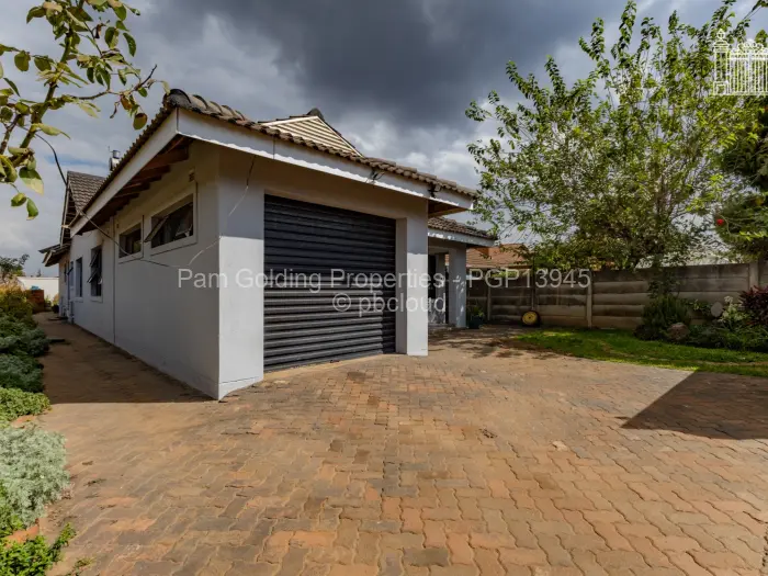 3 Bedroom House for Sale in Meyrick Park, Harare
