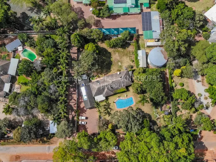 5 Bedroom House for Sale in Highlands, Harare