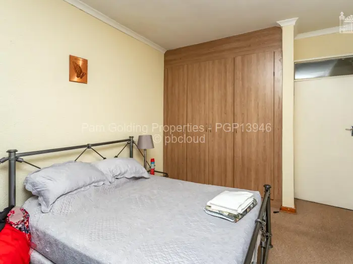 Townhouse/Cluster to Rent in Newlands