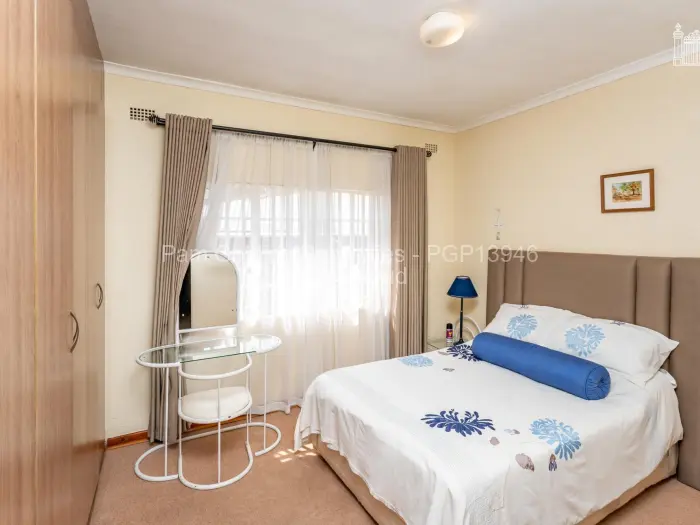 Townhouse/Cluster to Rent in Newlands