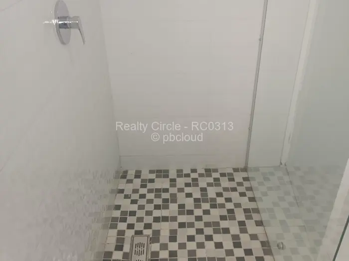 Flat/Apartment to Rent in Avenues