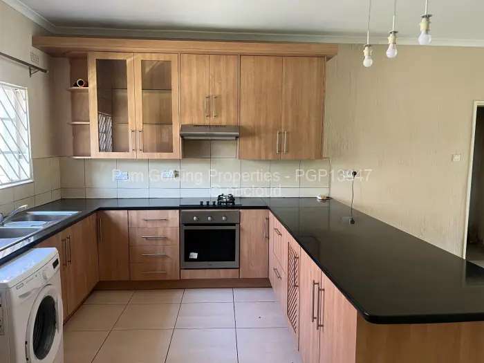 Townhouse/Cluster to Rent in Marlborough