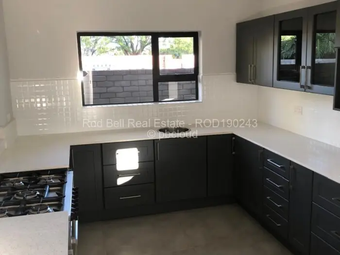 Townhouse/Cluster to Rent in Greendale North