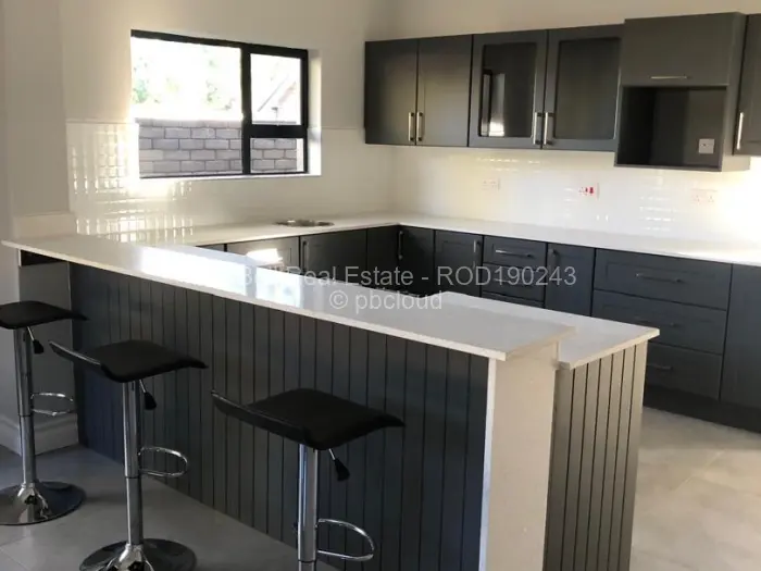 Townhouse/Cluster to Rent in Greendale North