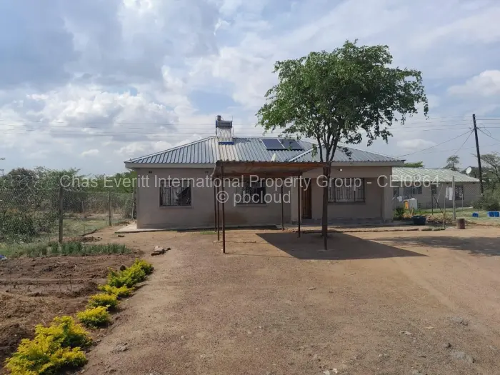 3 Bedroom House for Sale in Ngezi, Ngezi