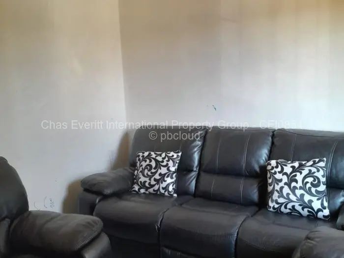 3 Bedroom House for Sale in Ngezi, Ngezi