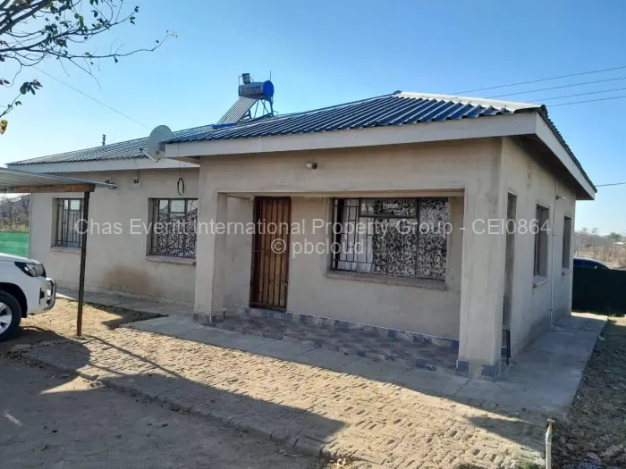 3 Bedroom House for Sale in Ngezi, Ngezi